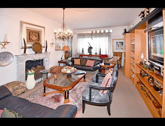 3 BEDROOM APARTMENT FOR SALE IN PARKTOWN
